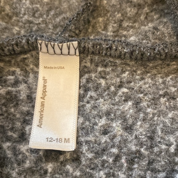 Child’s jacket - Picture 2 of 3